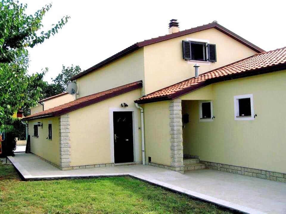 Nice, Cosy Studio Apartment With Shared Outdoor Pool Баньоле Екстер'єр фото